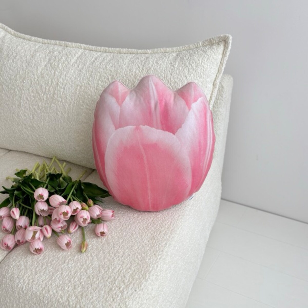 Poduszka kwiat duży Tulipan jasnoróżowy