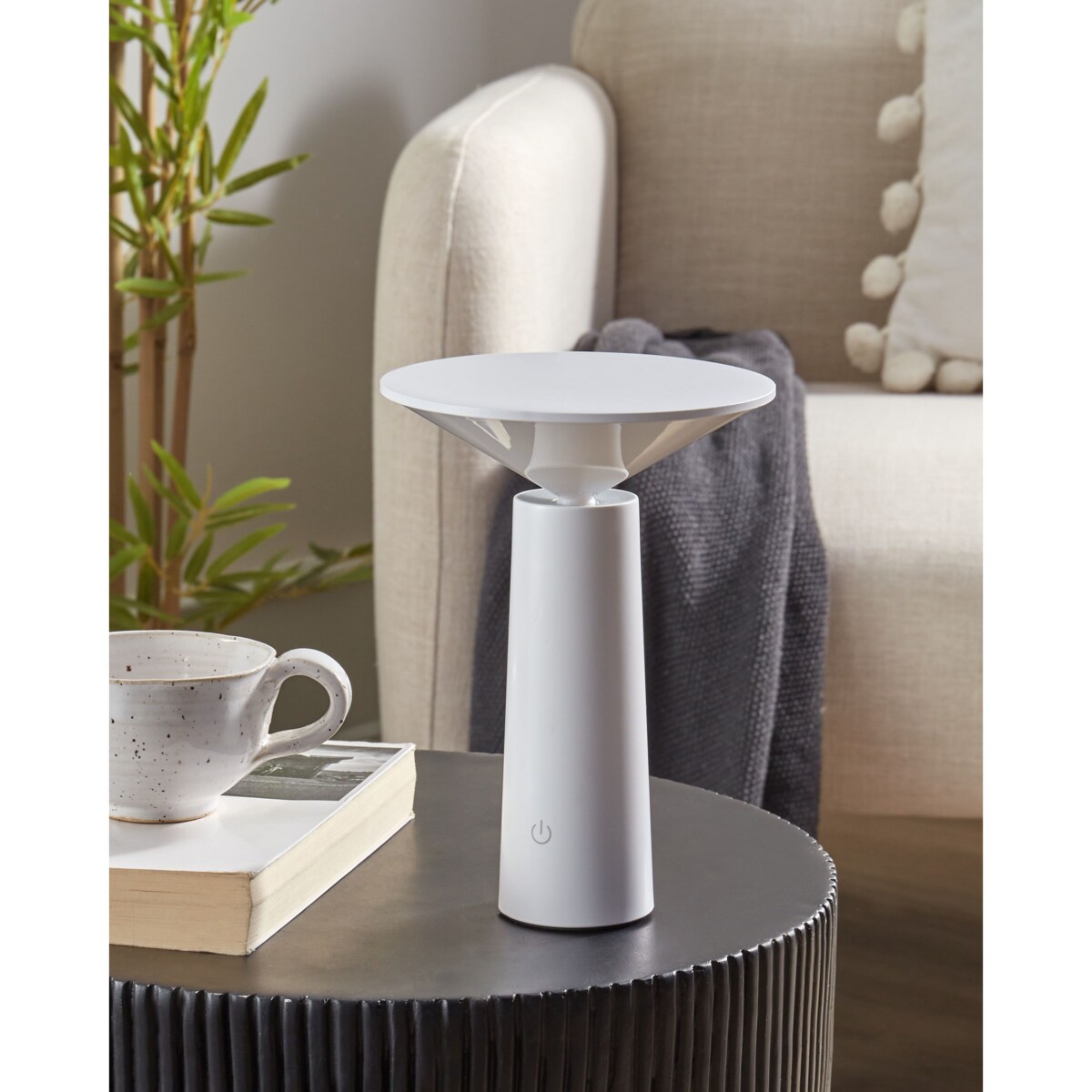 Bezprzewodowa lampa stołowa metalowa biała LEVIRA