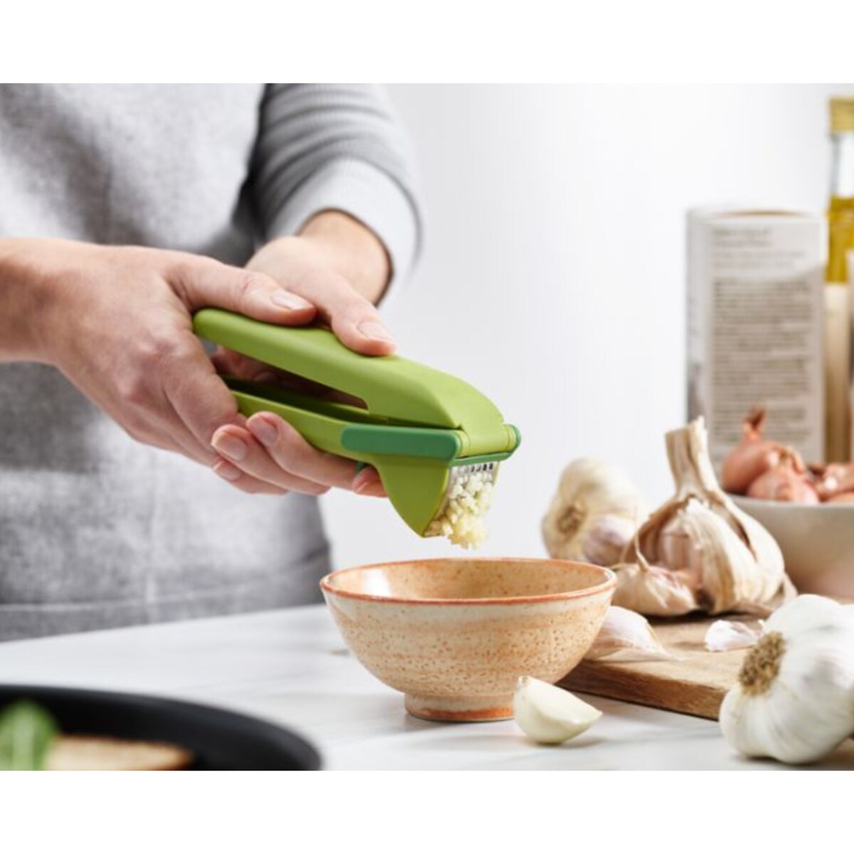 Praska do czosnku Duo Joseph Joseph