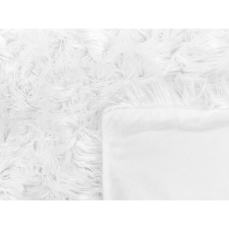 Narzuta na łóżko 150 x 200 cm biała DELICE