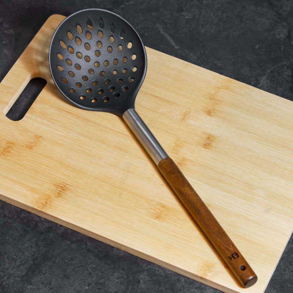 Łyżka Cedzakowa Szumówka Kuchenna Drewno Akacjowe 35 Cm