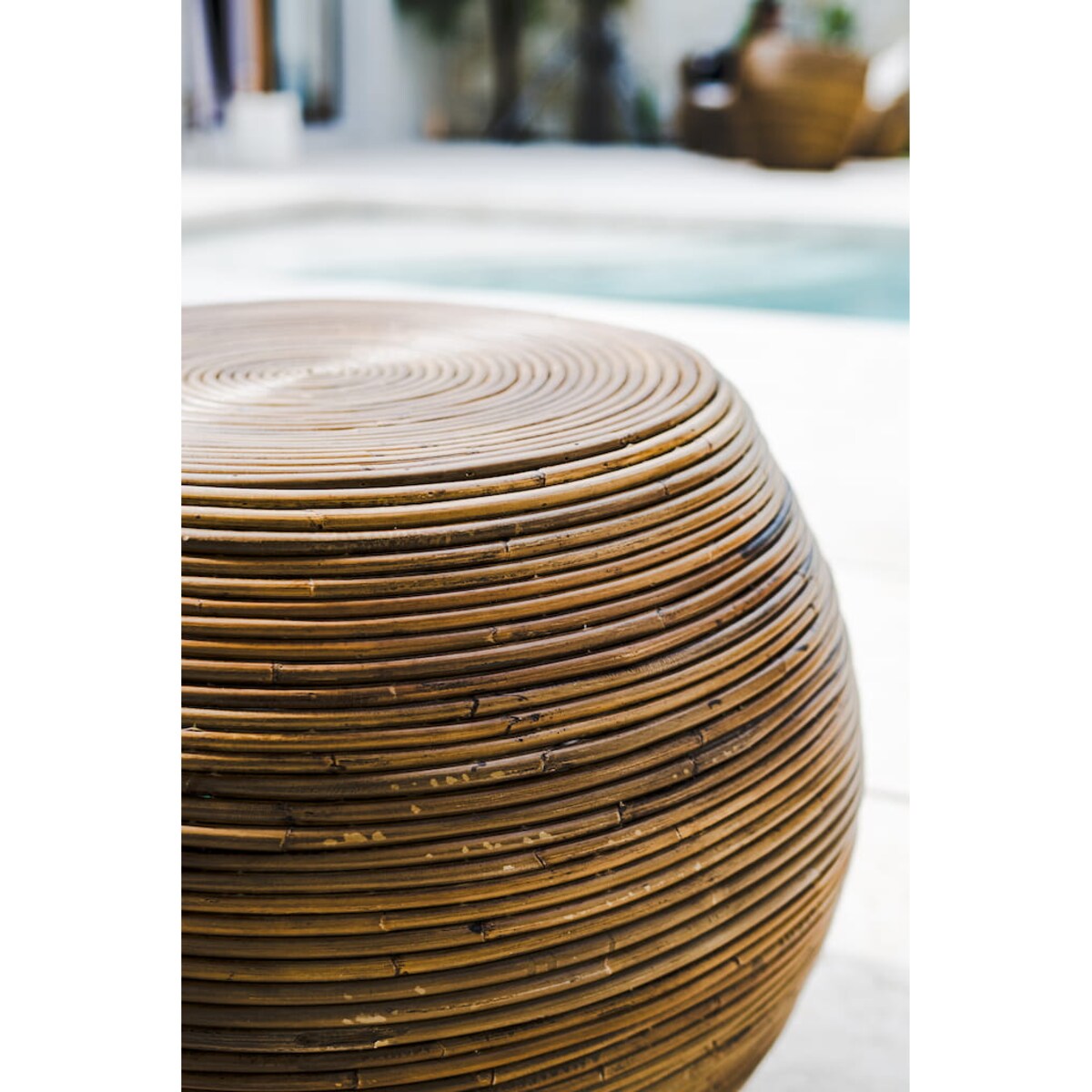 OKRĄGŁY RATTANOWY STOLIK TEGAL CIEMNY