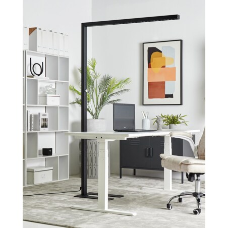 Lampa podłogowa LED metalowa czarna SAGITTA