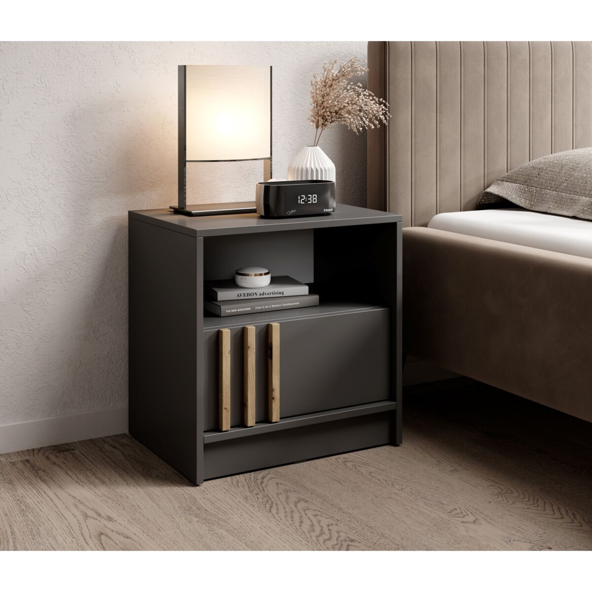 Szafka nocna KELLY z szufladą i półką oraz uchwytem z lameli, Grafitowa