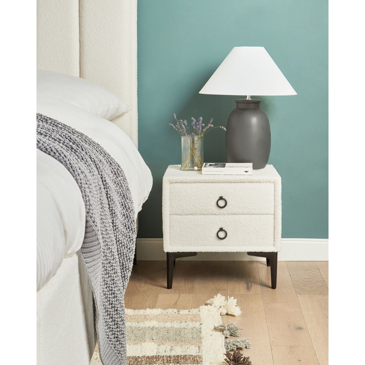 Szafka nocna 2 szuflady Złamana biel SEZANNE