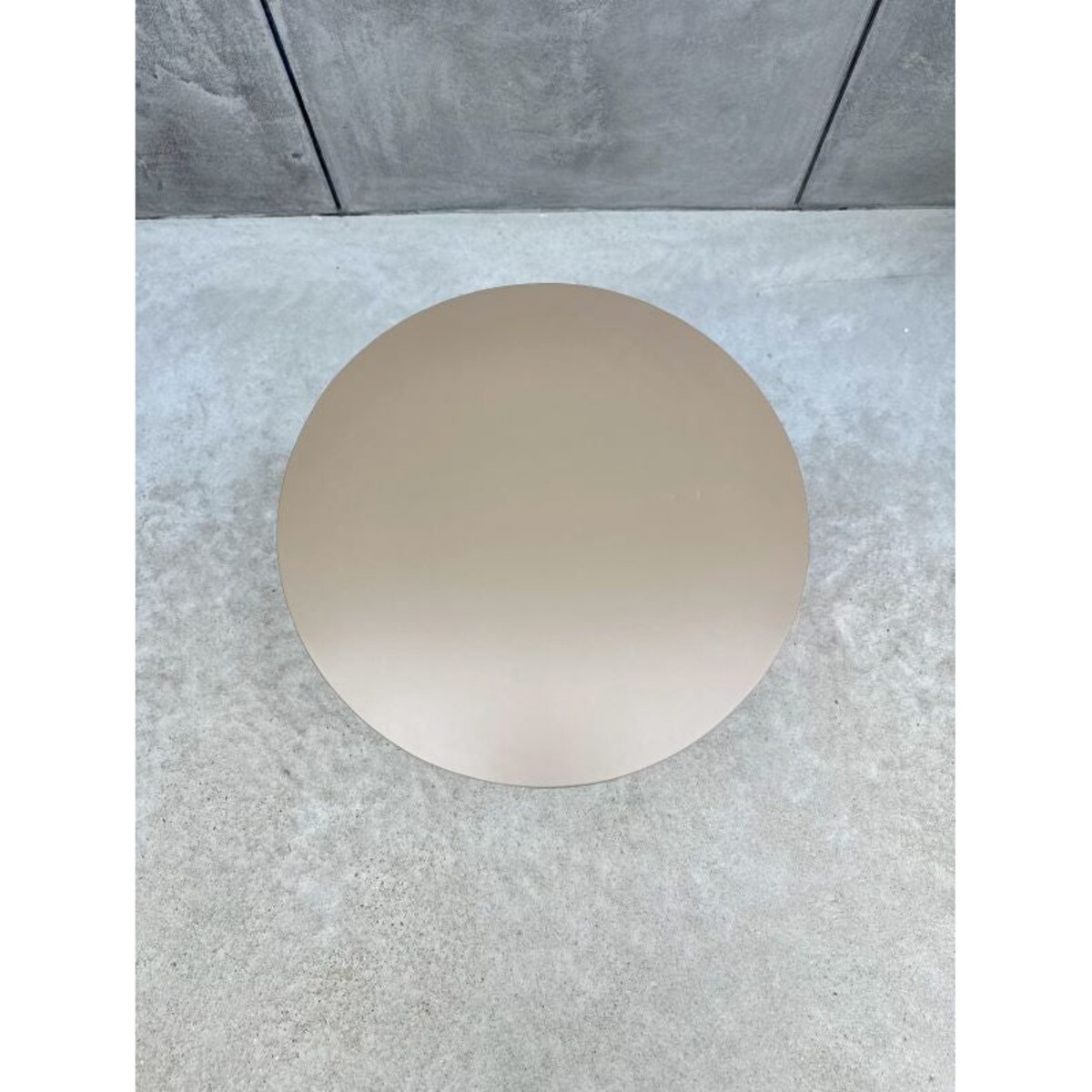 ALUMINIOWY STOLIK MATTEO SZAMPAŃSKI