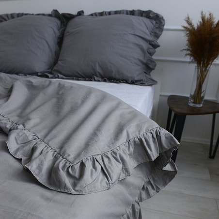 Pościel Bawełniana Z Ozdobną Falbanką Zestaw Komplet 160X200 Cm Ciemnoszara + 2 Poduszki 70X80 Cm