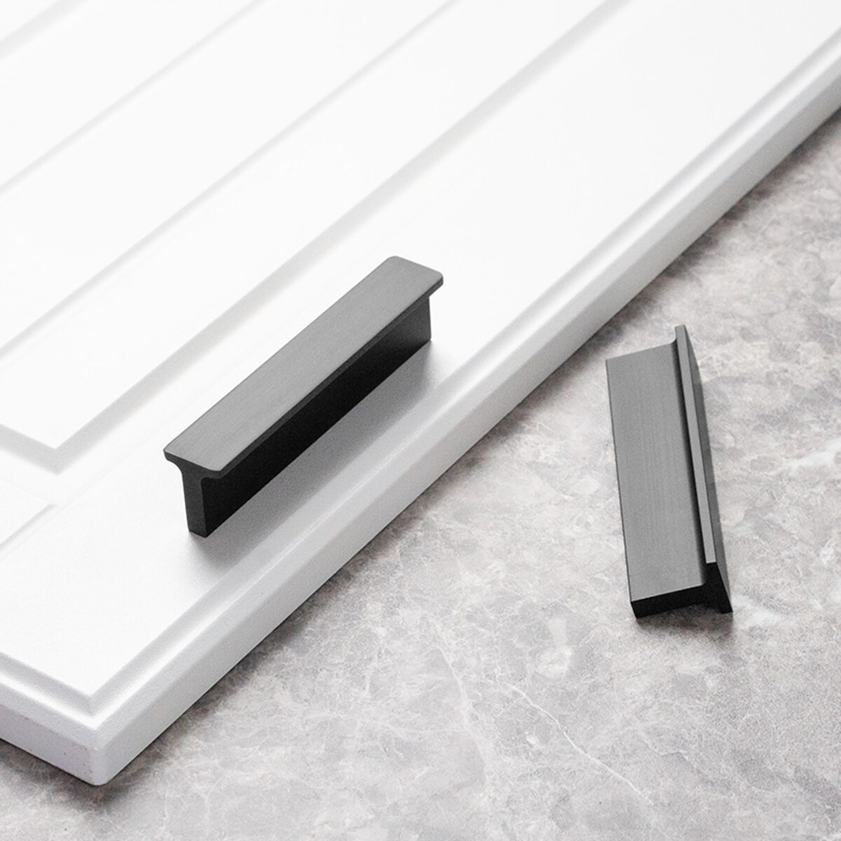 Uchwyt do mebli szafek szuflad meblowy czarny 100 mm