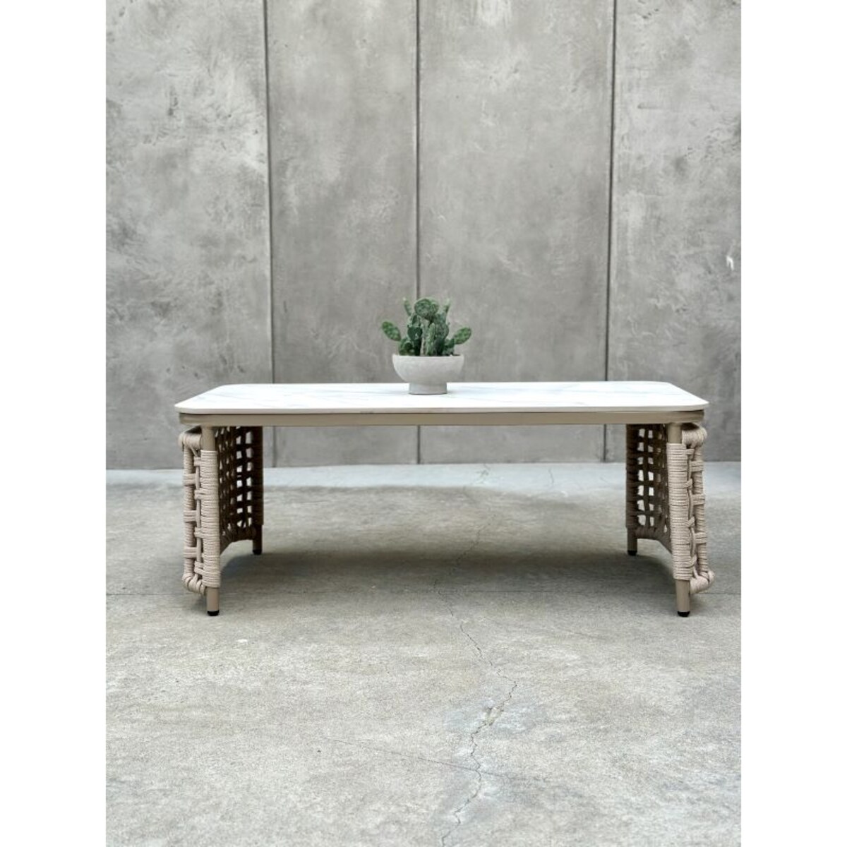 STOLIK ALUMINIOWY TIZIANO SZAMPAŃSKI