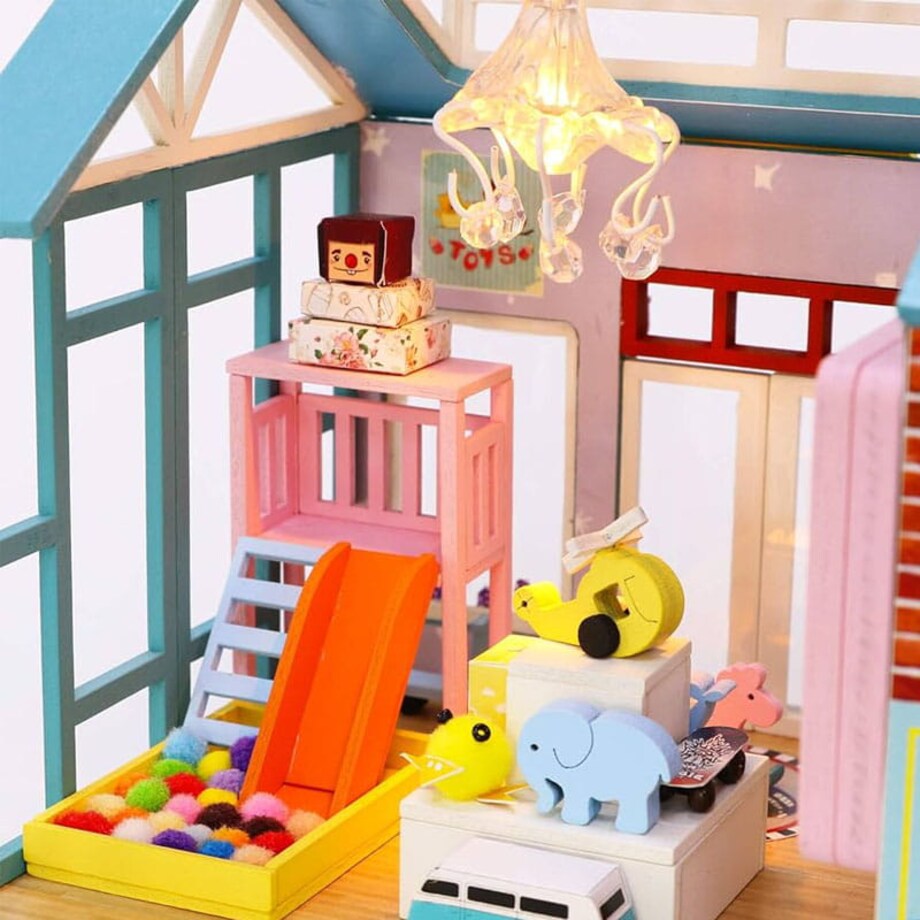 Miniaturowy domek - Sklep z zabawkami
