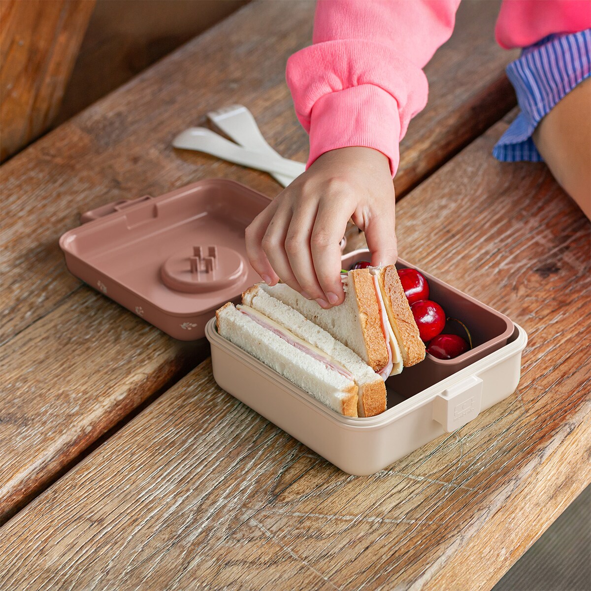 Monbento Snacky lunchbox dla dzieci 0,85 L Fox