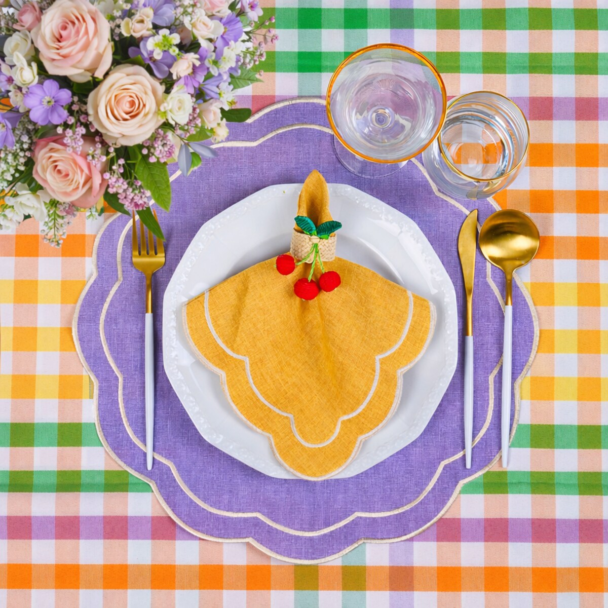 Bieżnik w drobną kratę Rainbow Gingham – 50 × 150 cm