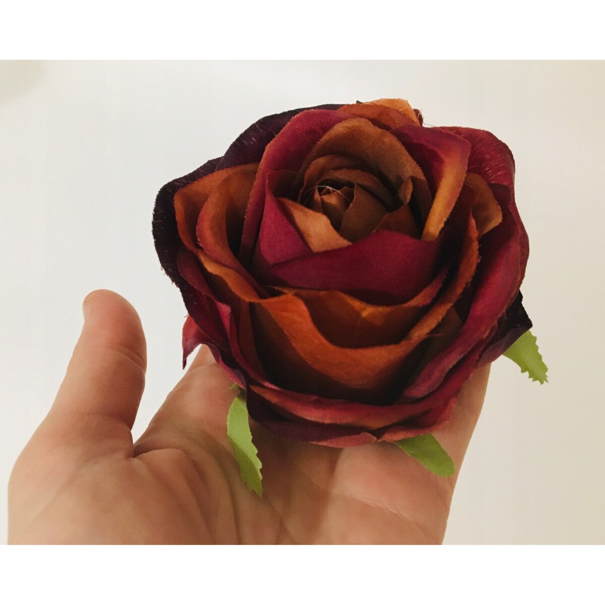 6x Róża sztuczna wyrobowa do wiązanek główka pąk sztuczne kwiaty trzykolor