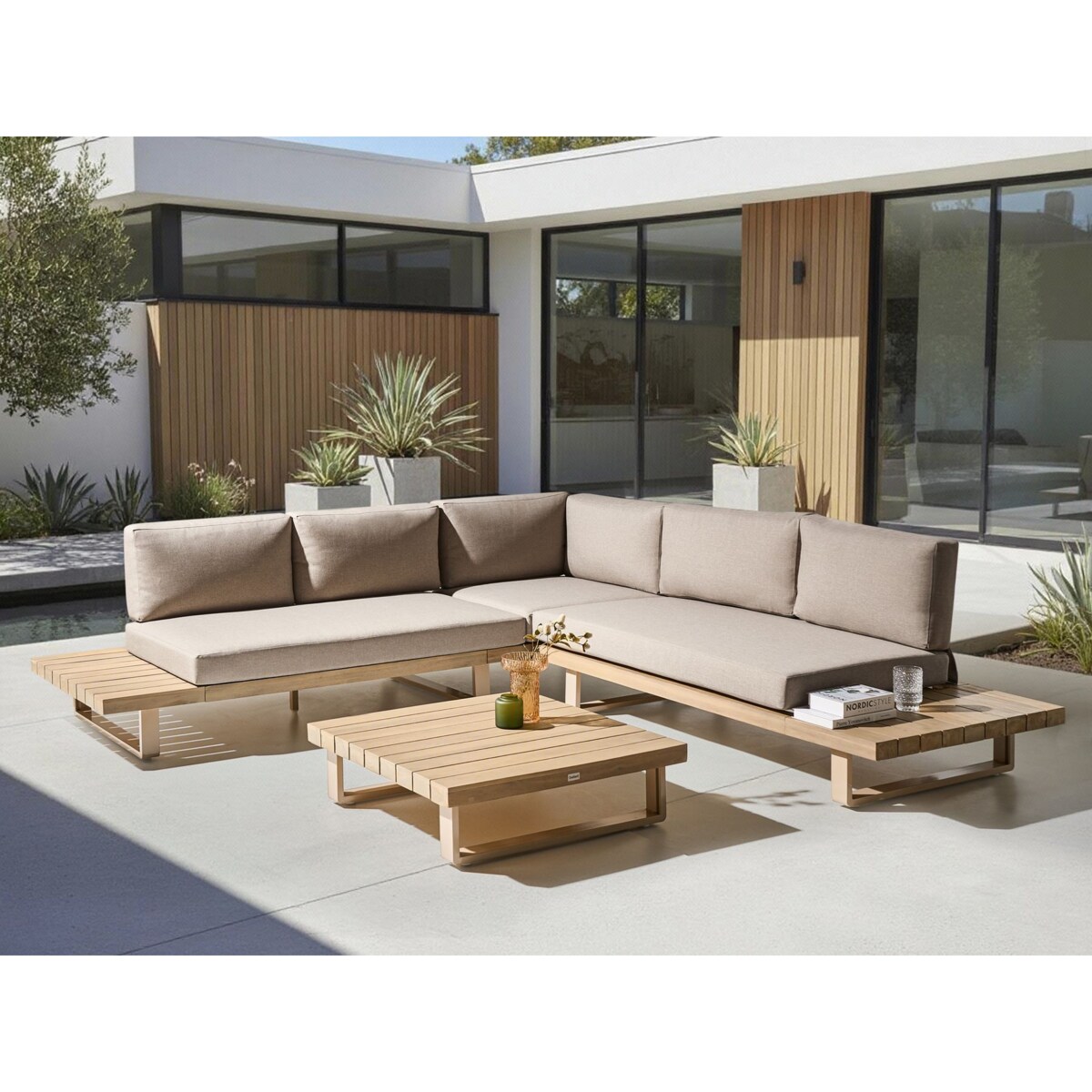 Narożnik ogrodowy ze stolikiem dla 5 osób MYKONOS Prawostronny Certyfikowane drewno akacjowe Beżowoszary