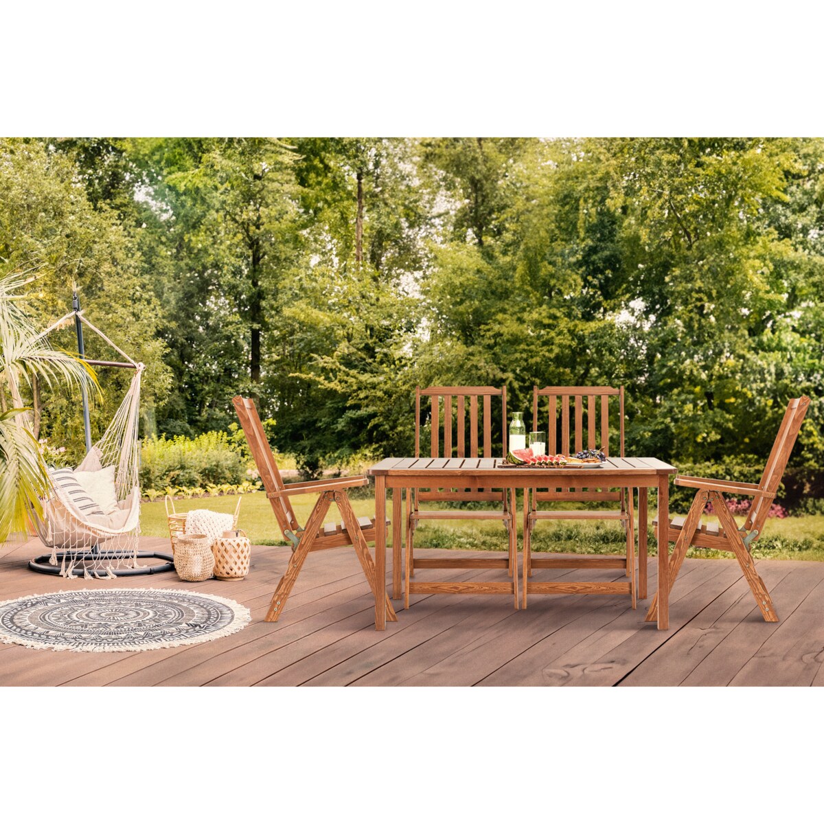 KONSIMO NYCTERE Stół ogrodowy wykonany z drewna sosnowego