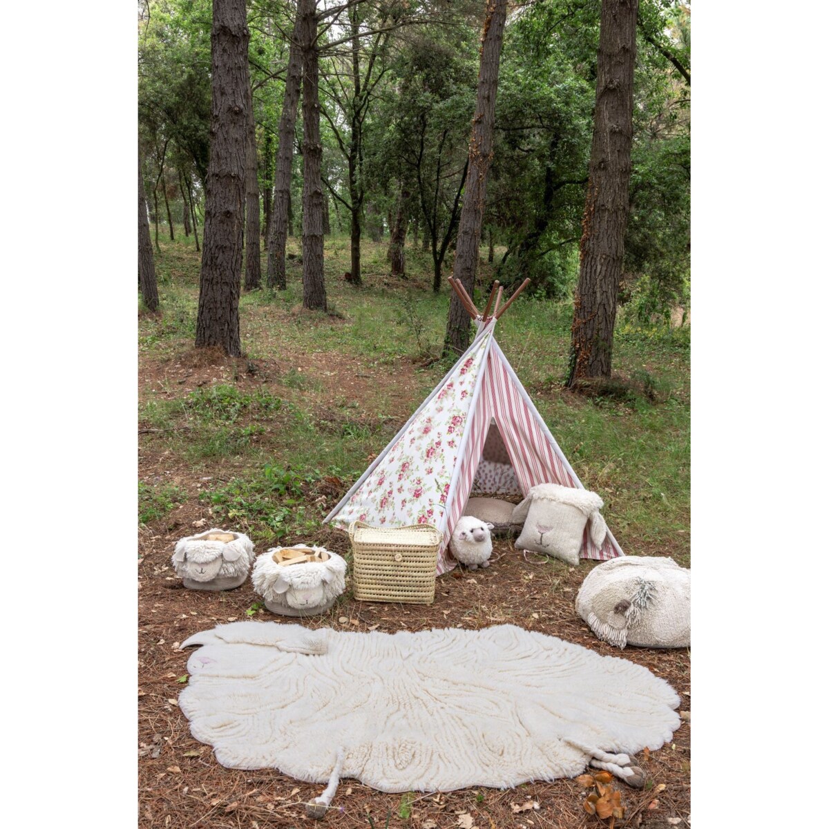 Dywan wełniany Pink Nose Sheep 120x170 cm Lorena Canals