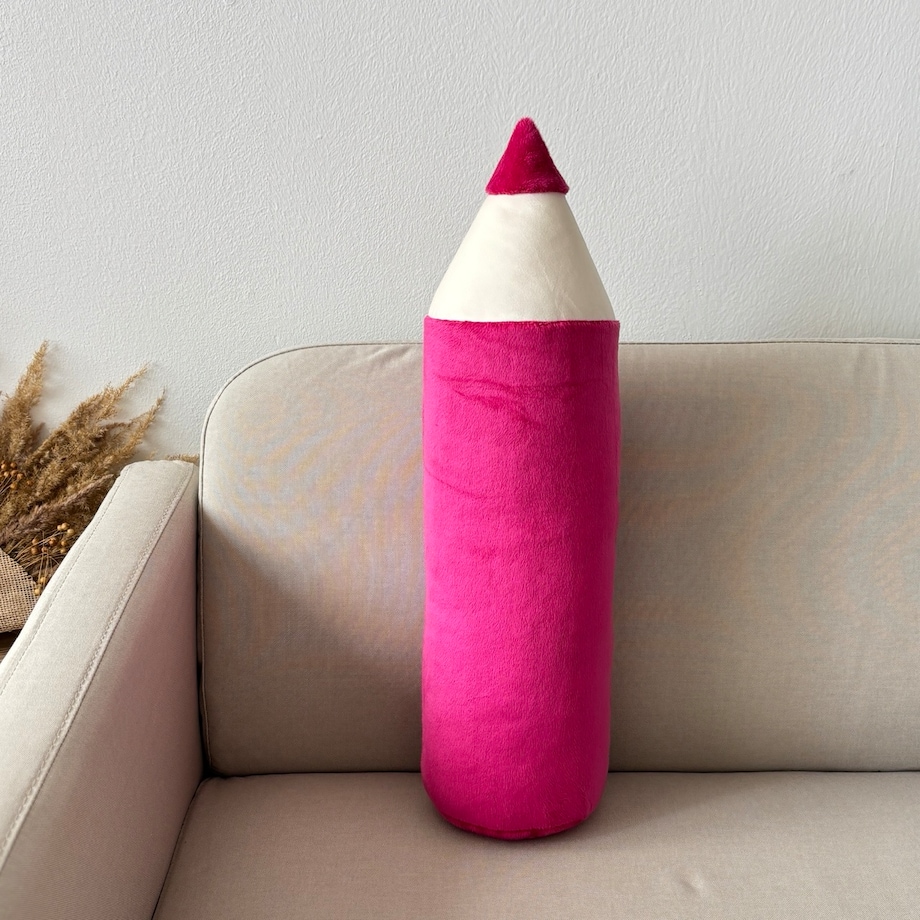 Poduszka w kształcie kredki kredka fuksja