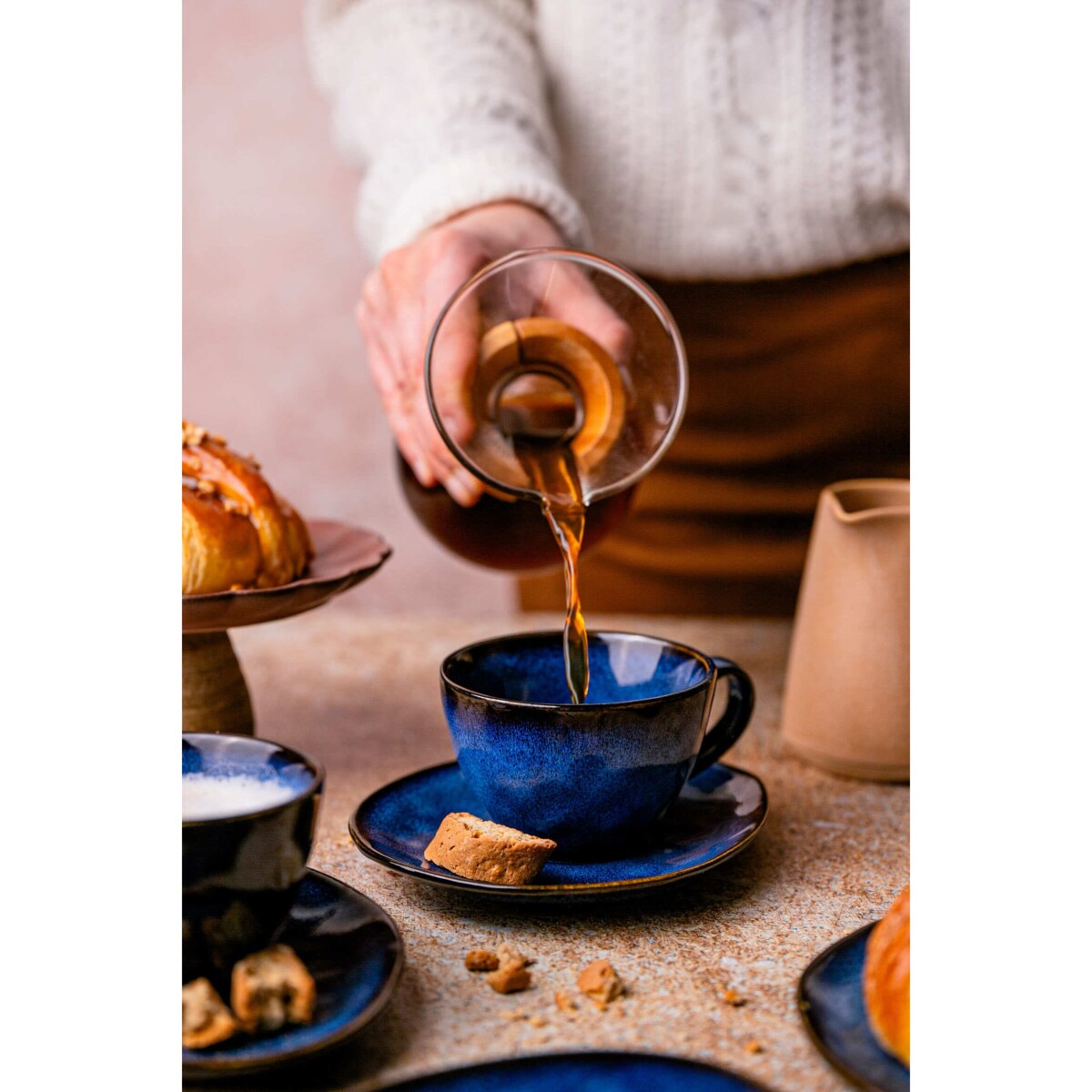 Serwis kawowy Uminami niebieski na 4 osoby 8 szt. Nowoczesny Do zmywarki Komplet filiżanka i spodek