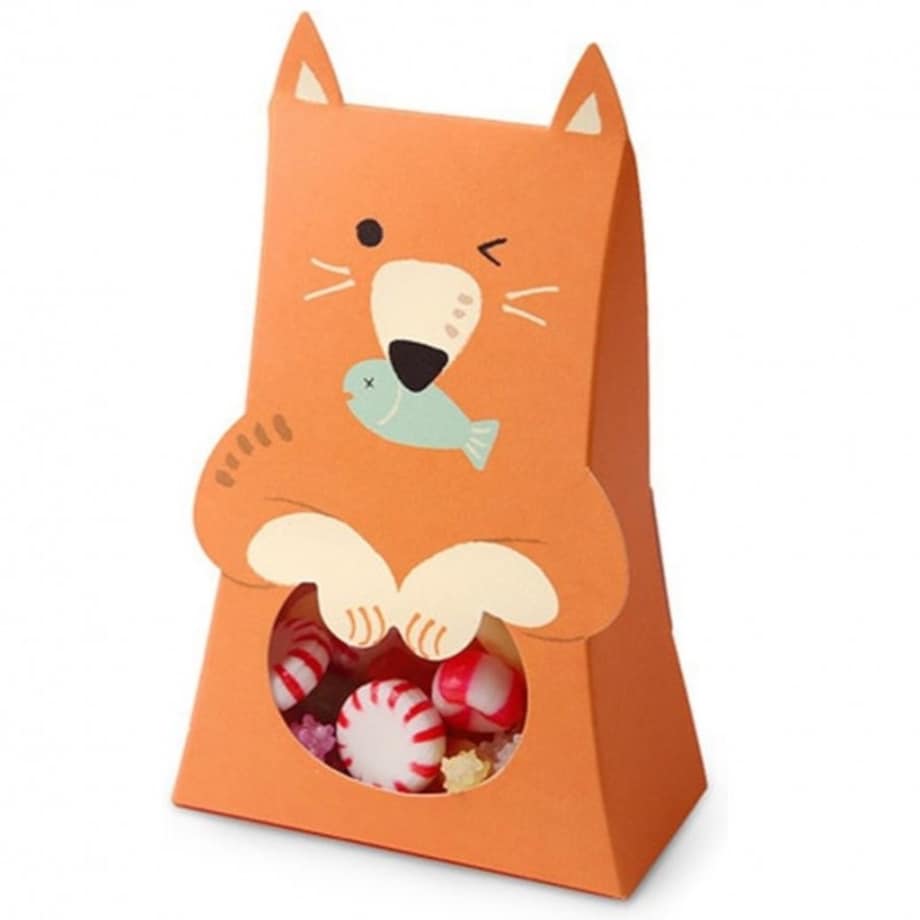 Pudełko PREZENTOWE ozdobne w kształcie Niedźwiadka 1 szt. 10x5x16,5cm OPO42POM