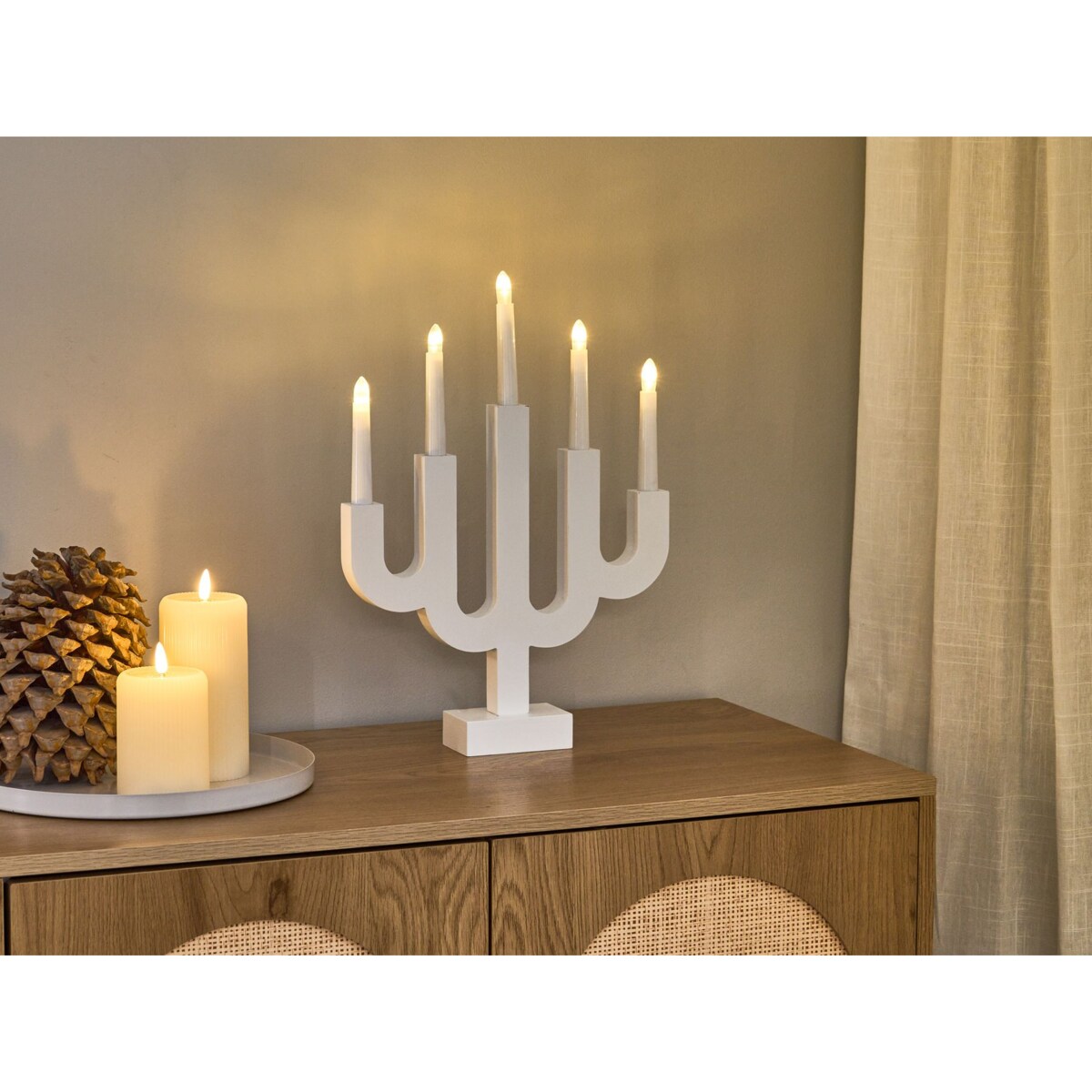 Świąteczny świecznik BJORKAN LED Biały