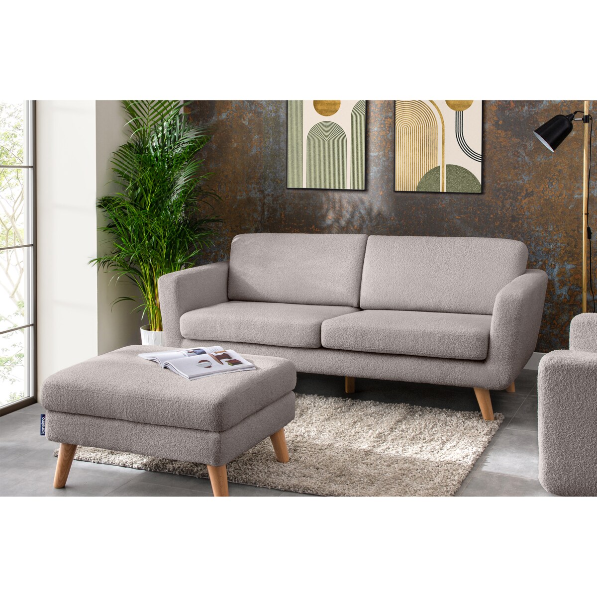 KONSIMO TAGIO Skandynawska pufa z jasnoszarej tkaniny jagnięcej