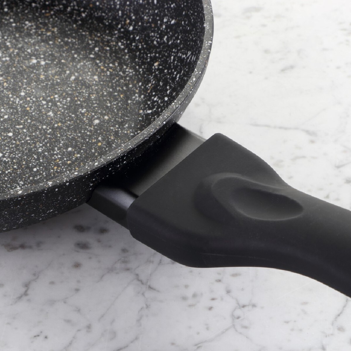 Patelnia marmurowa z pokrywką 24cm na gaz INDUKCJA nieprzywierająca TIROSS