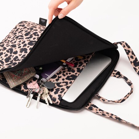 Etui na laptop "Piesy floresy"