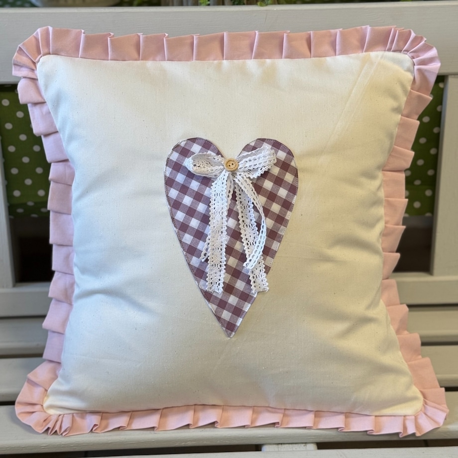 Poszewka Różowe Serduszko - 45cm x 45cm