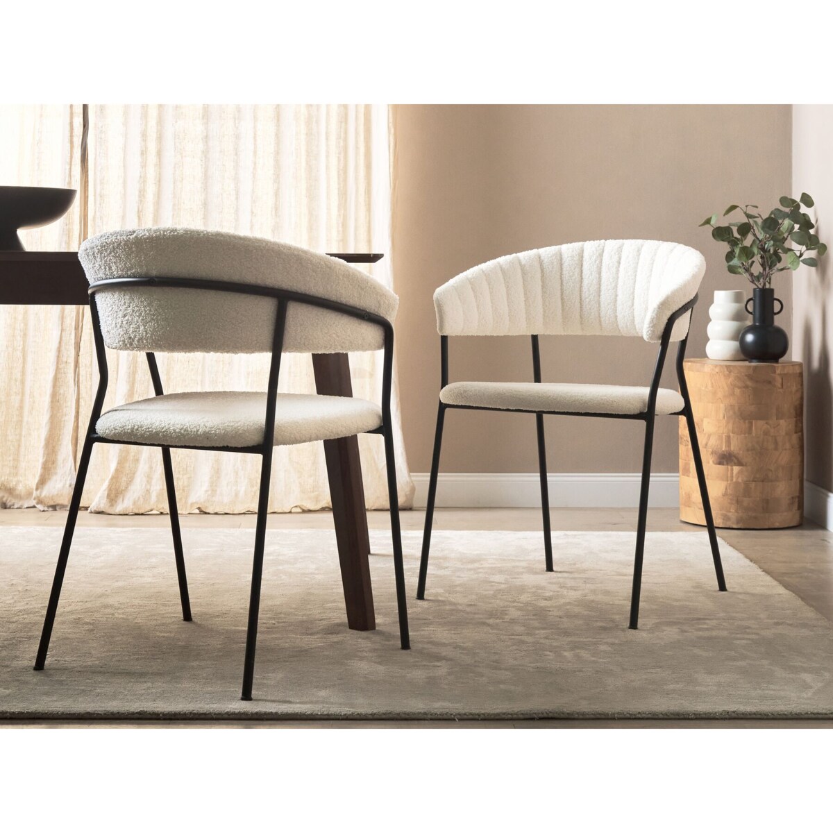 Zestaw 2 krzeseł do jadalni boucle złamana biel MARIPOSA