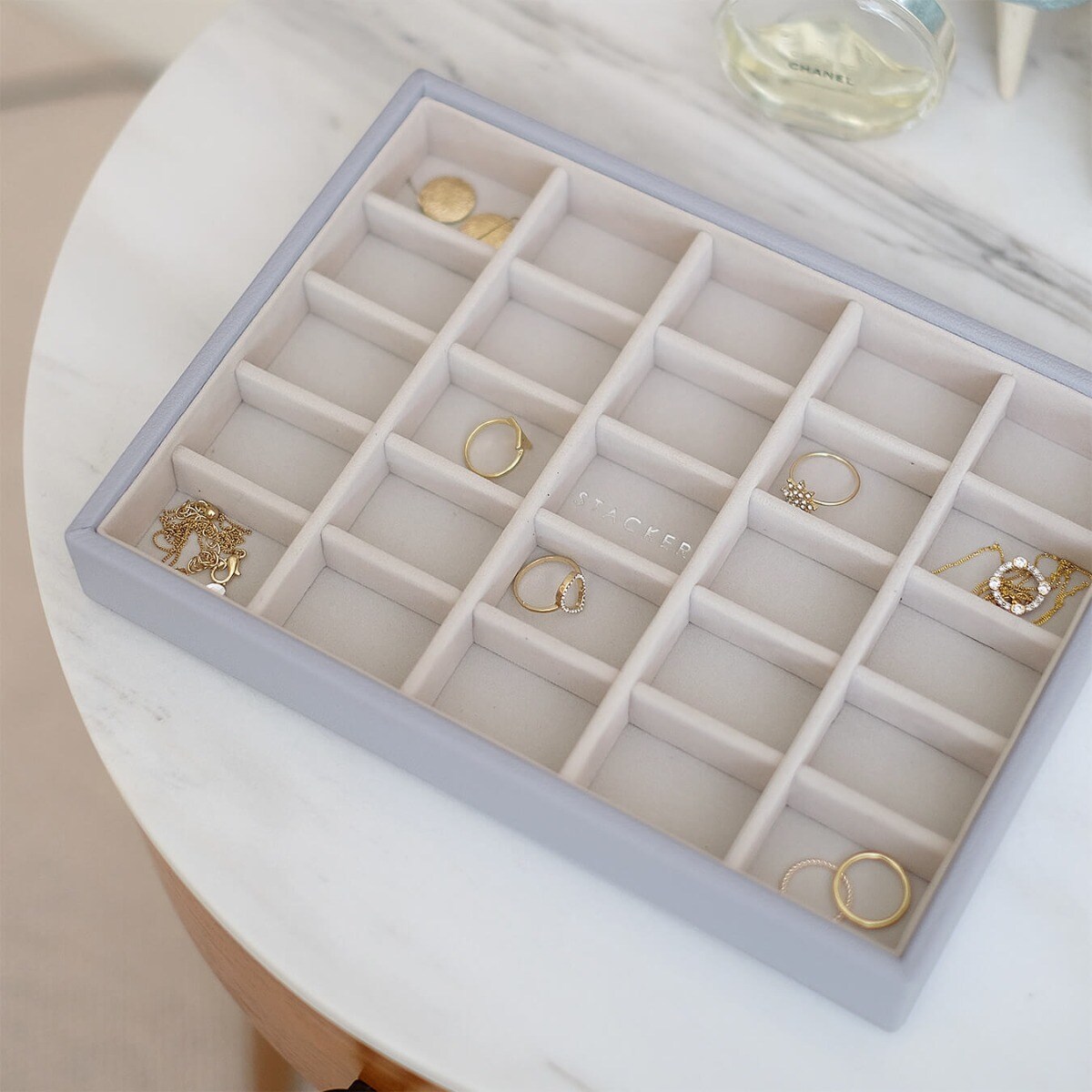 Szkatułka na biżuterię Stackers 25 komorowa classic lawendowa