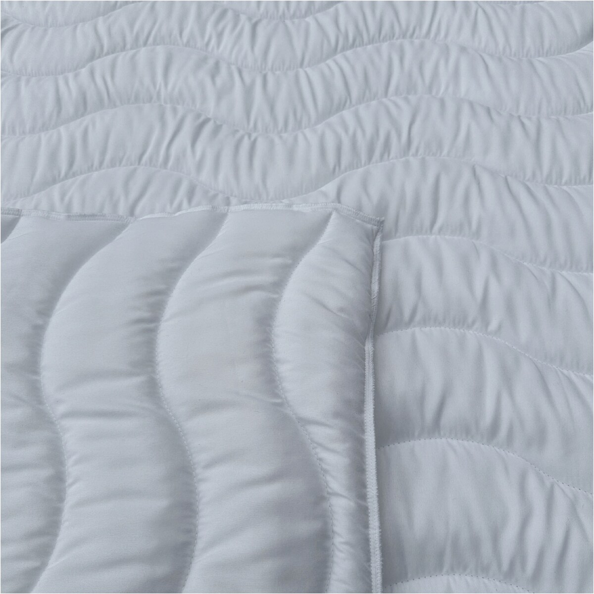 Kołdra Zimowa 140X200 Cm Antyalergiczna Mikrofibra Włókno Silikonowe Pikowana