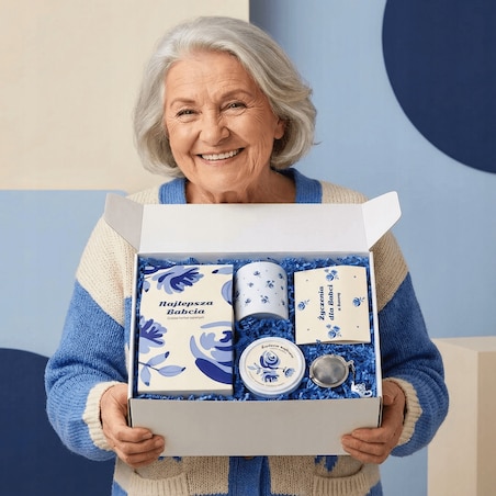 ZESTAW PREZENTOWY UPOMINKOWY BOX PREMIUM NA DZIEŃ BABCI KAWY HERBATY SYPANE KUBEK ŚWIECA SOJOWA ZAPACHOWA ZAPARZACZ PREZENT UPOMINEK