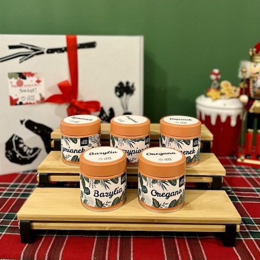 Kuchenny stojak na przyprawy + 5 ziół jednorodnych