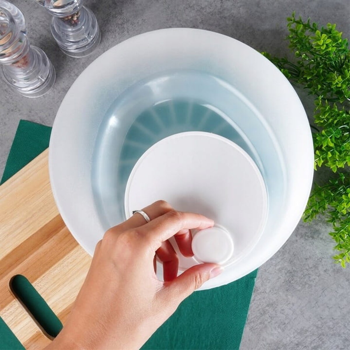 Wirówka DO SAŁATY warzyw owoców suszarka obrotowa pojemnik sitko cedzak