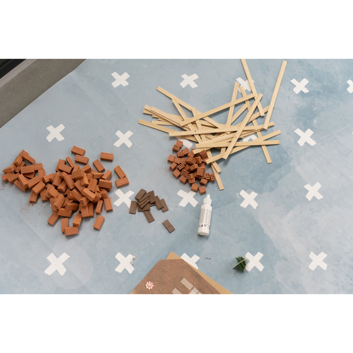 Mata Ochronna OLYA KIDS wzór CROSS AZURE 95x125cm