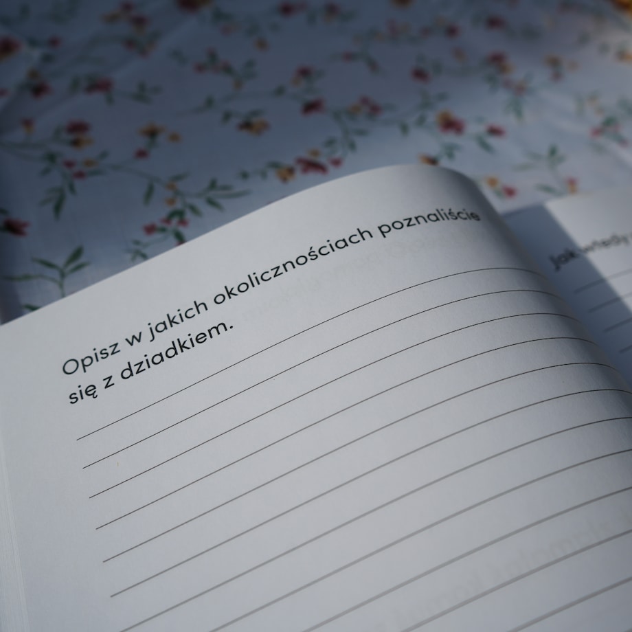 BABCIU chcę poznać Twoją historię - Książka na Pokolenia