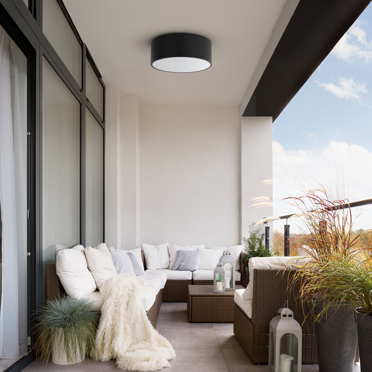Oprawa natynkowa zewnętrzna TK Lighting LIVO BLACK S IP54 czarna 2xE27 30 cm na taras i wejście
