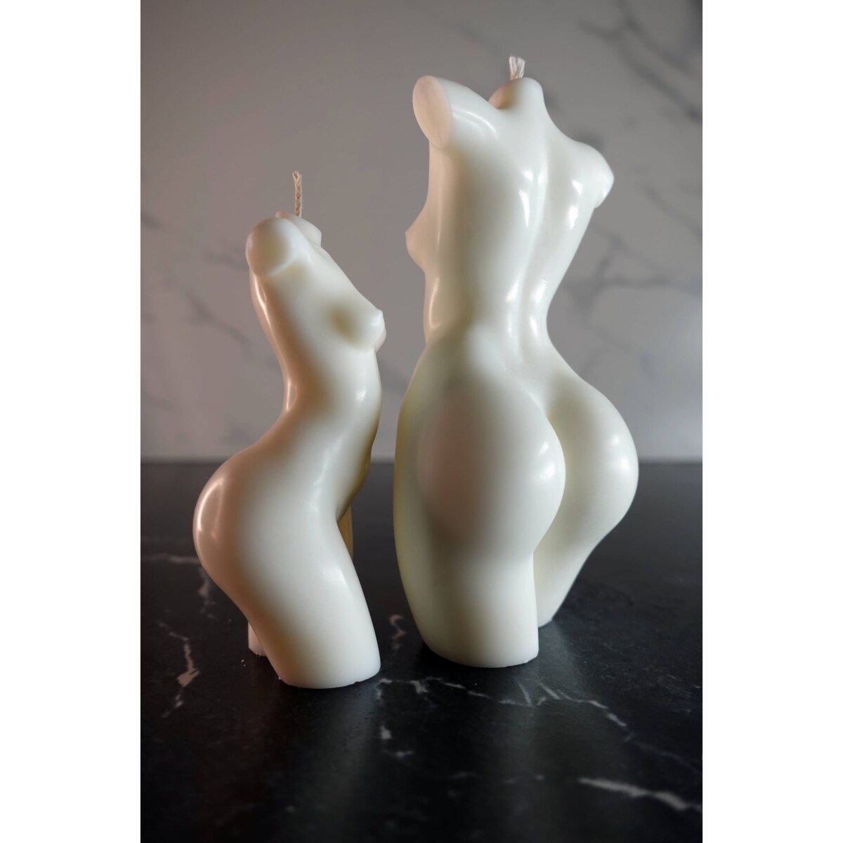 Świeca sojowa ciało kobiety Female II L, 140 g, INSPIRA