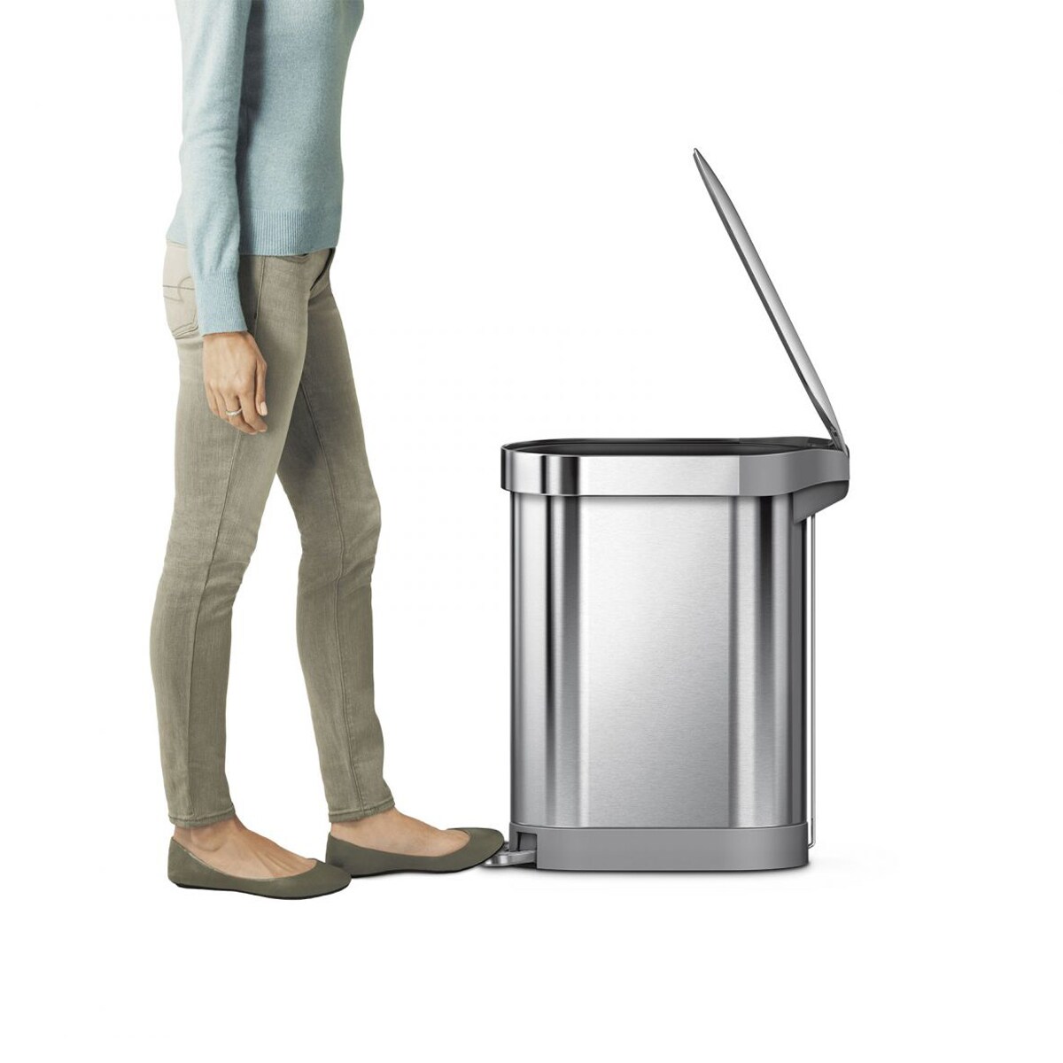 Kosz na śmieci 45L pedałowy SLIM - stal FPP / simplehuman