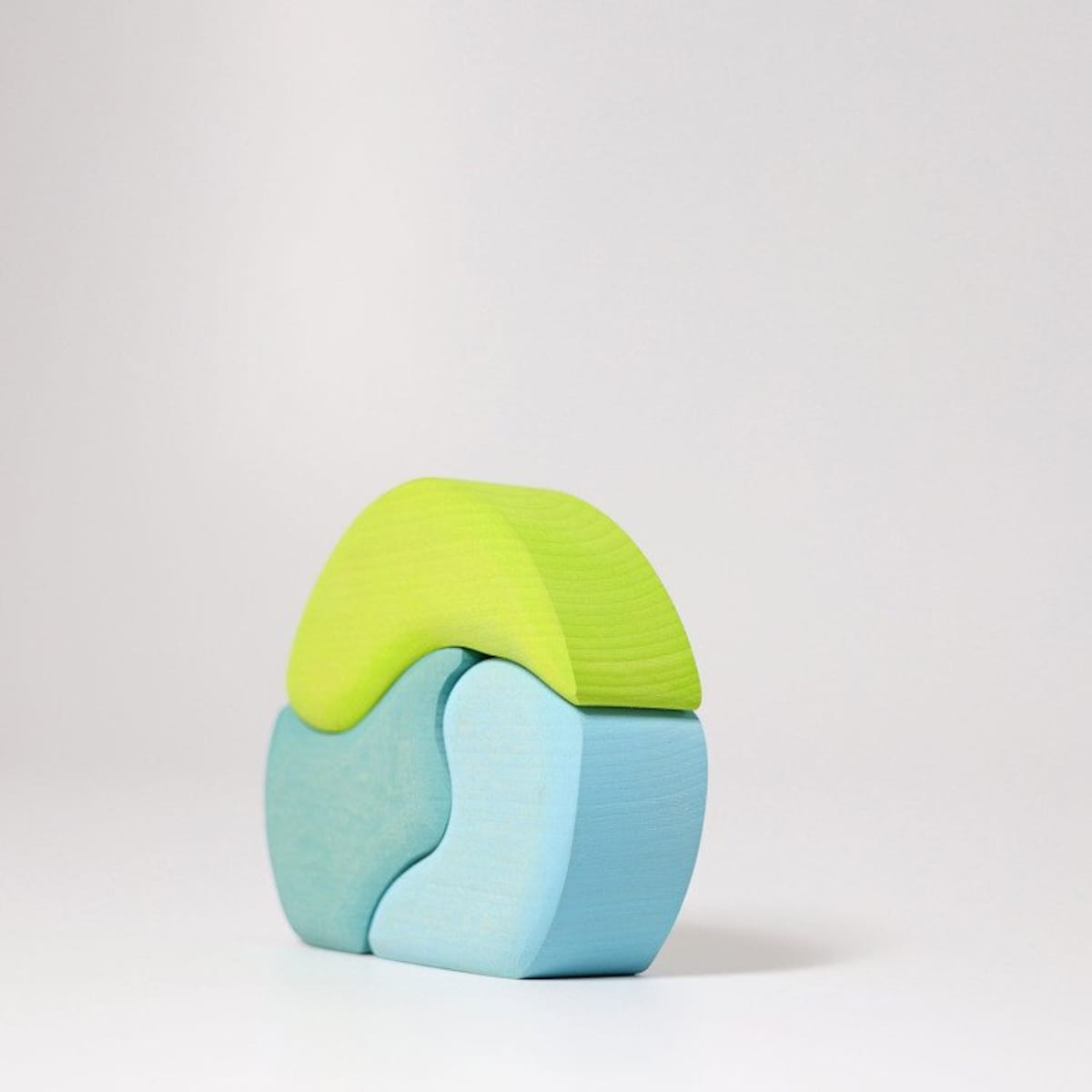 Kształt Domek Krasnoludków - drewniane klocki Grimm's niebieskie 1+