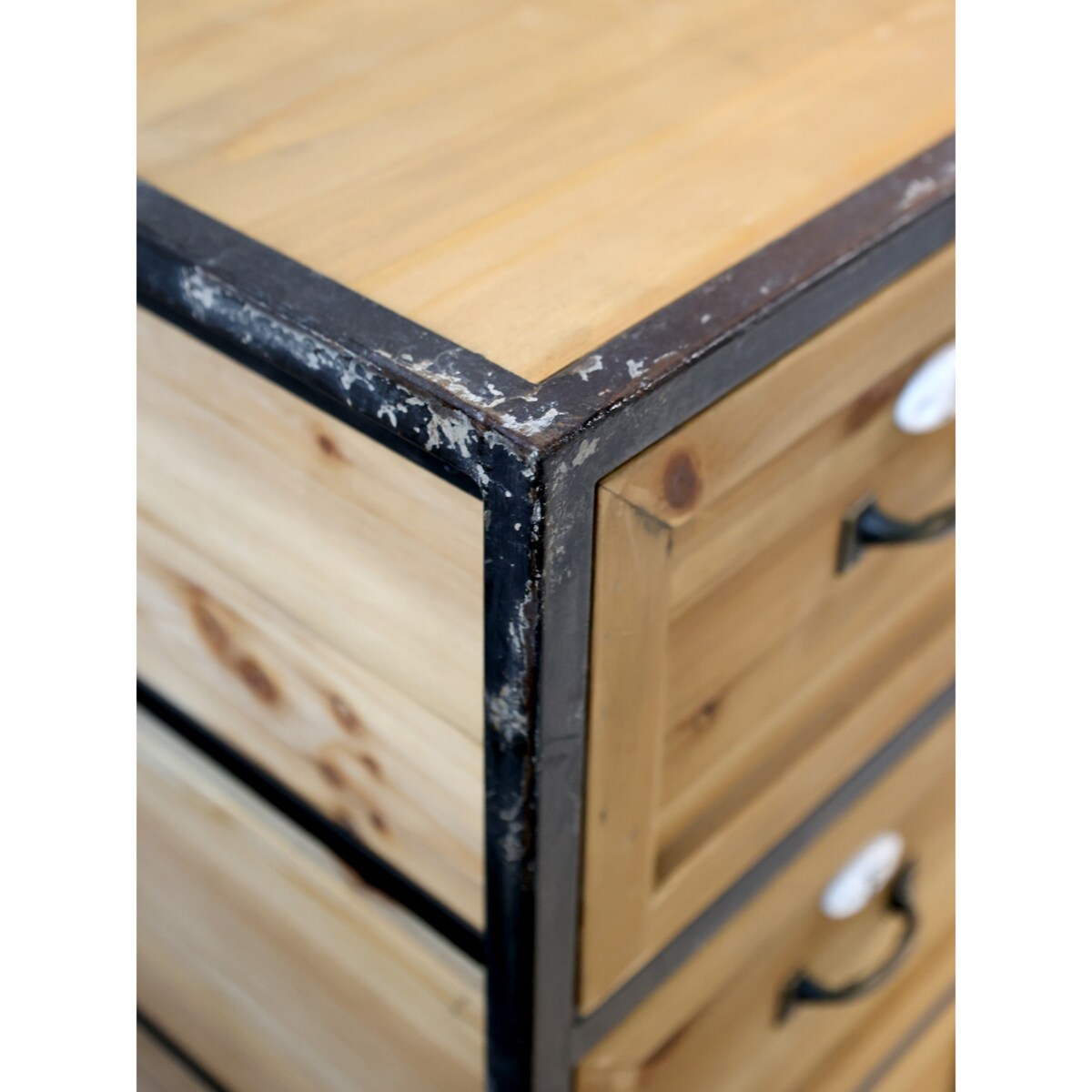 Komoda drewniano-metalowa postarzana z literkami