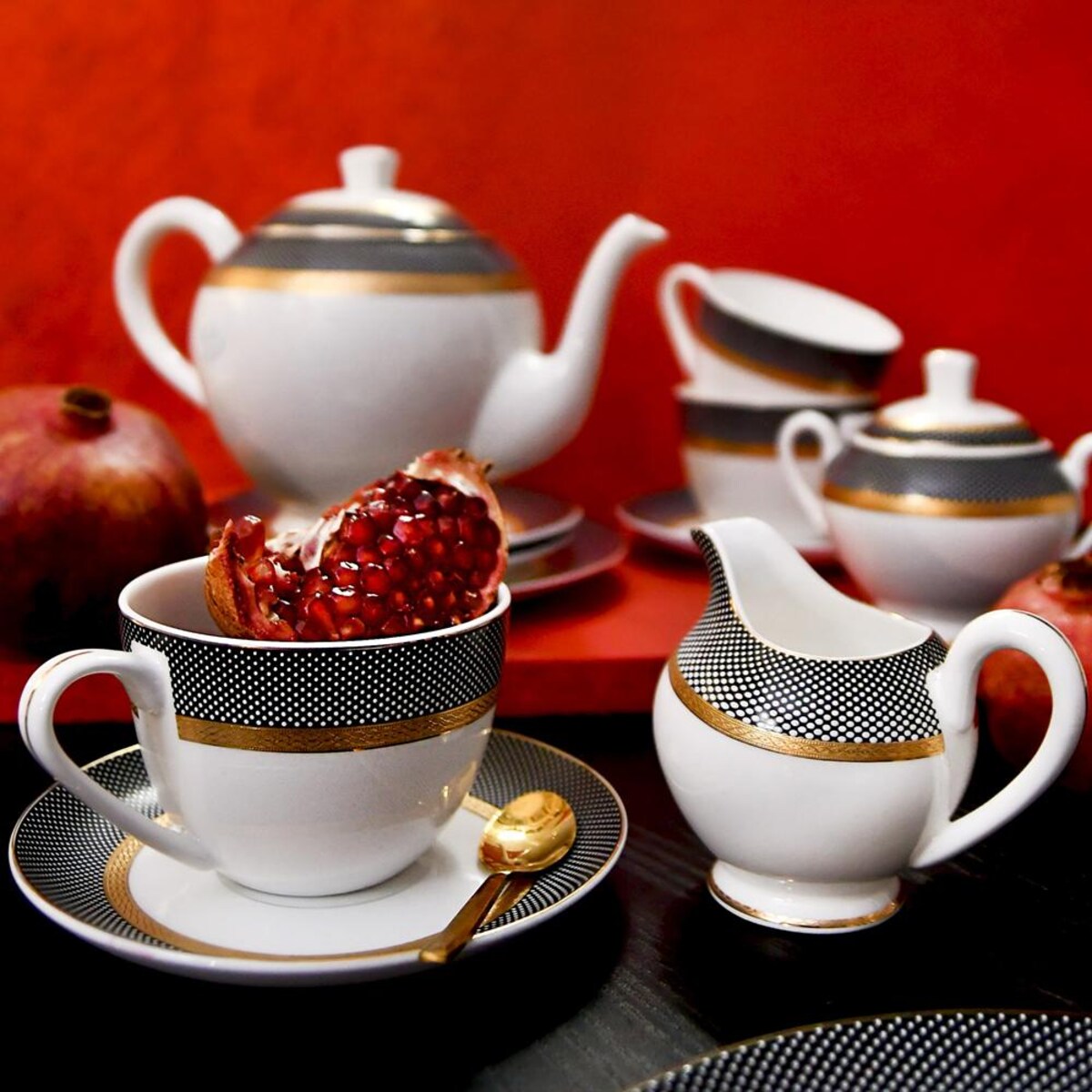 VILLA ITALIA Filiżanka do kawy herbaty 300 ml porcelanowa ROYAL LADY