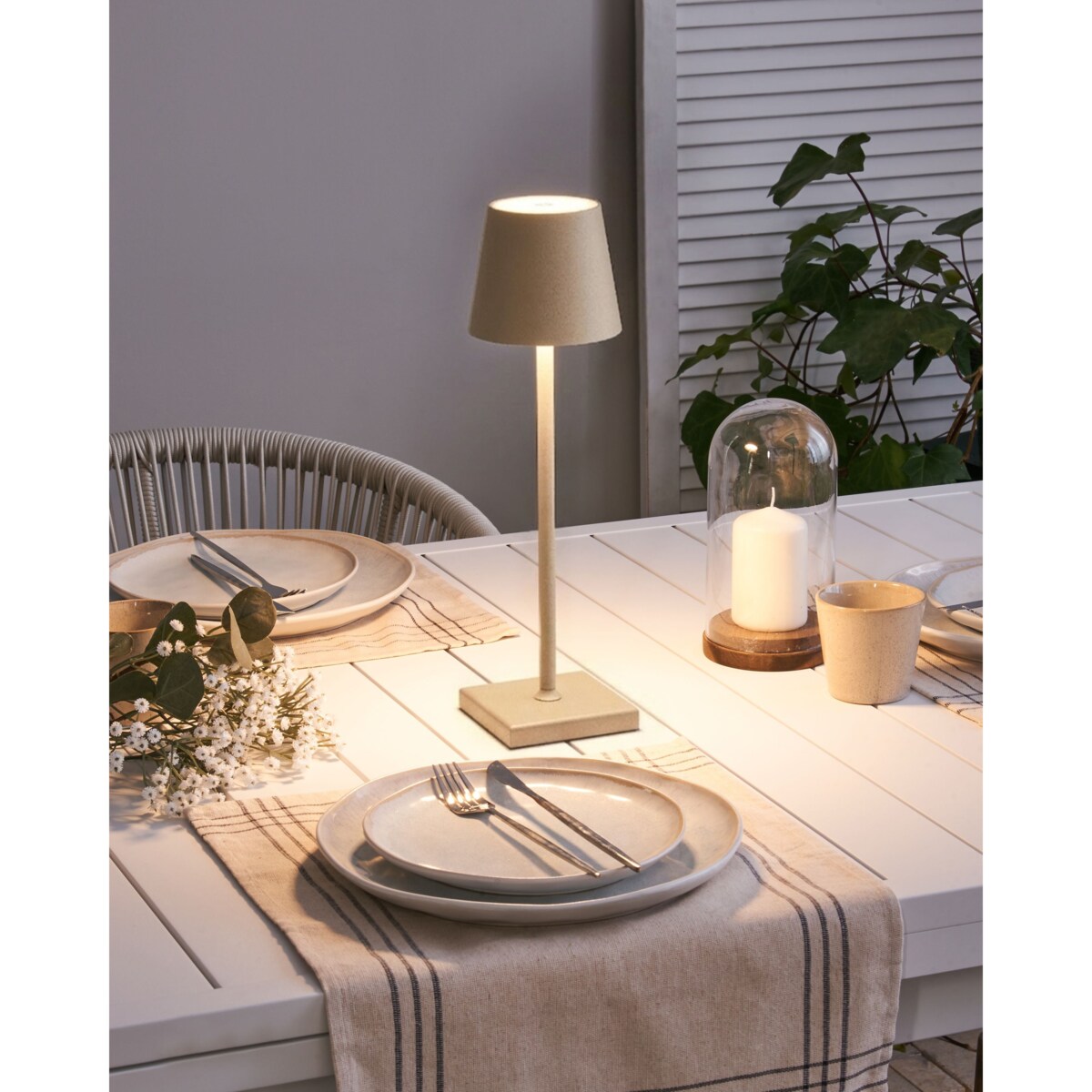 Bezprzewodowa lampa stołowa LED BACEIRO Metal Pomarańczowy