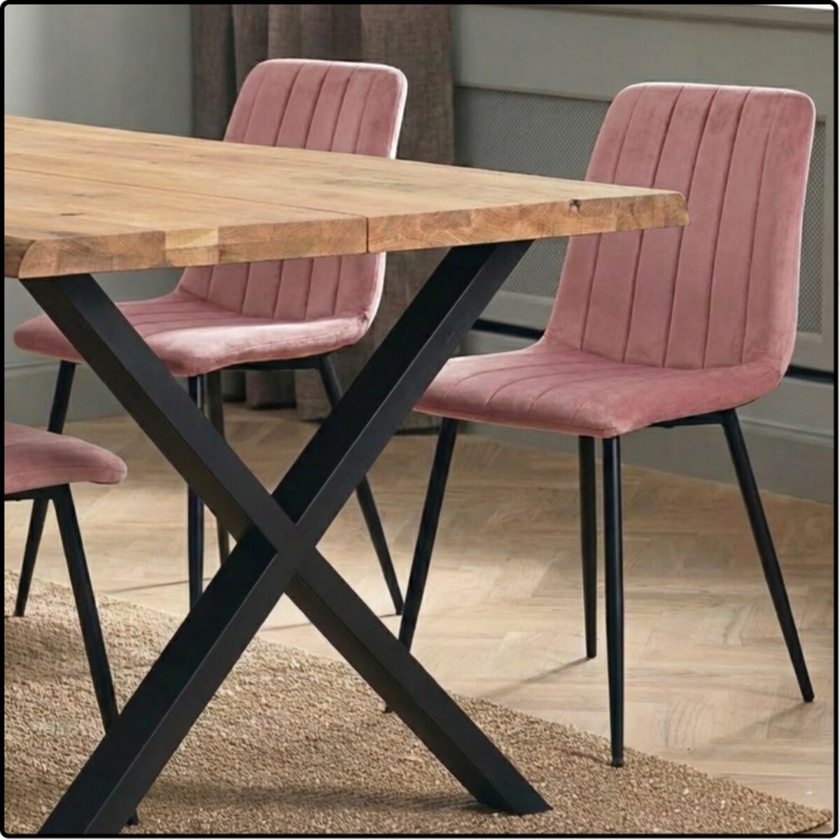 Krzesło welurowe pikowane tapicerowane metalowe nogi do jadalni salonu loft