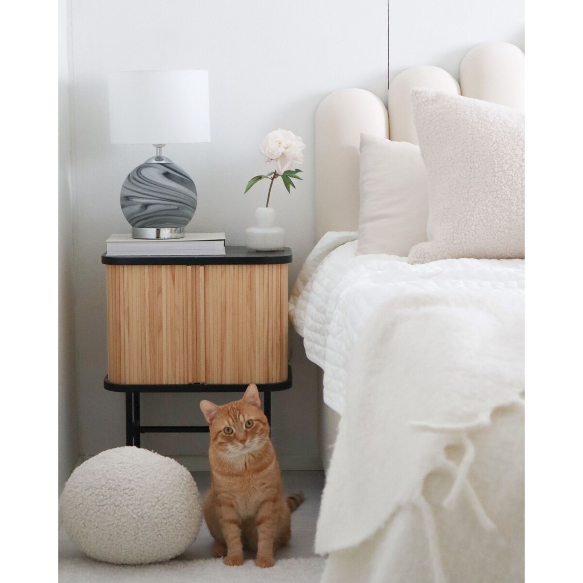 Lampa stołowa szklana biała UELE