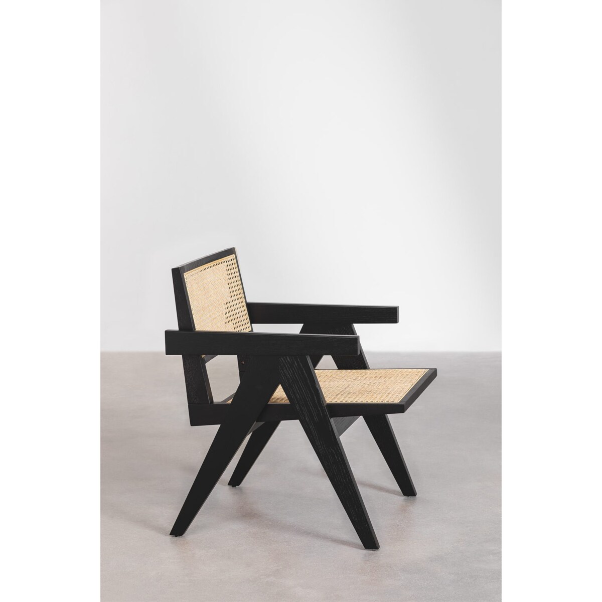 Fotel drewniany z plecionką wiedeńską Kiemer czarny