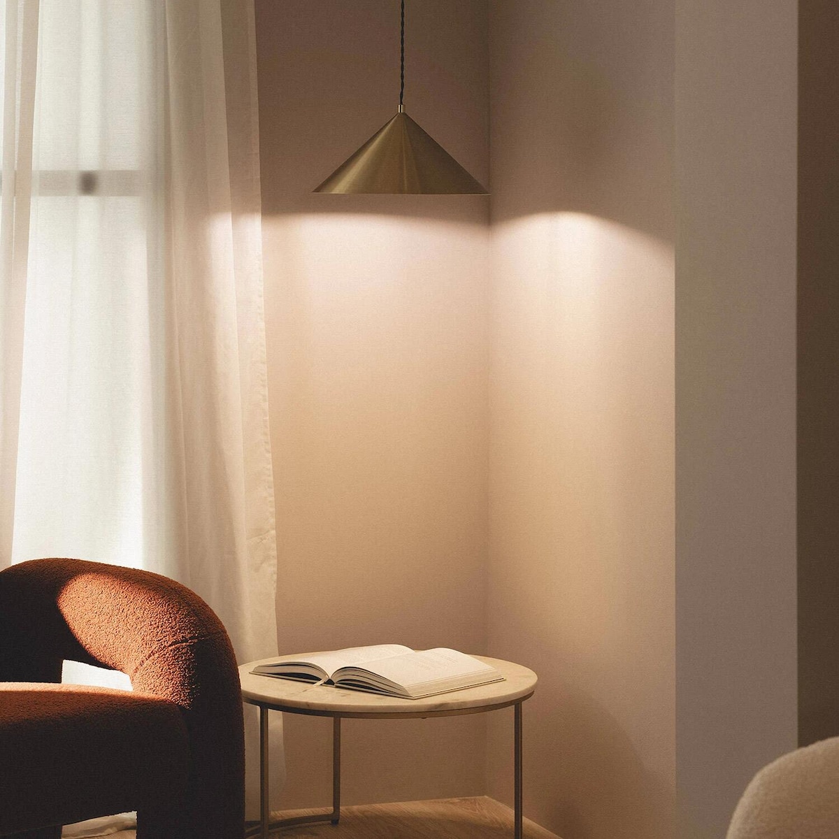 Lampa wisząca złota ROSIE, Ø 38 cm