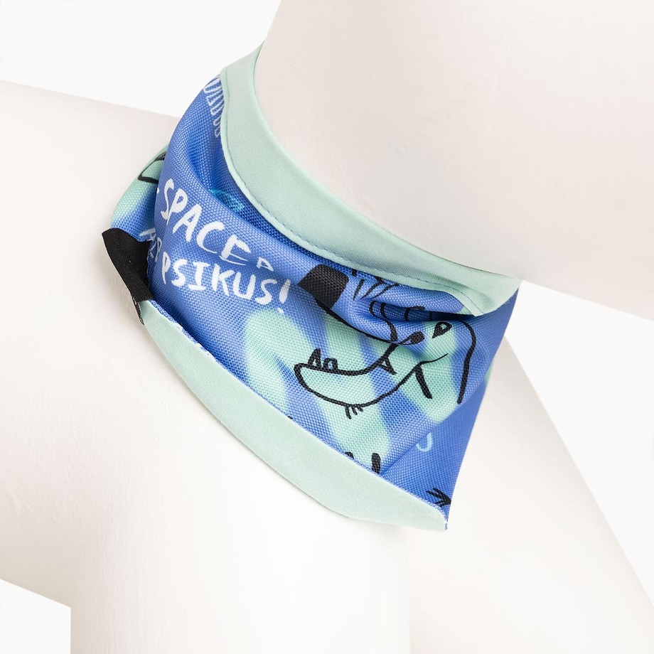 Bandanka "Spacer albo psikus" - Rozmiar: L, Rodzaj: Zapinana na szyi