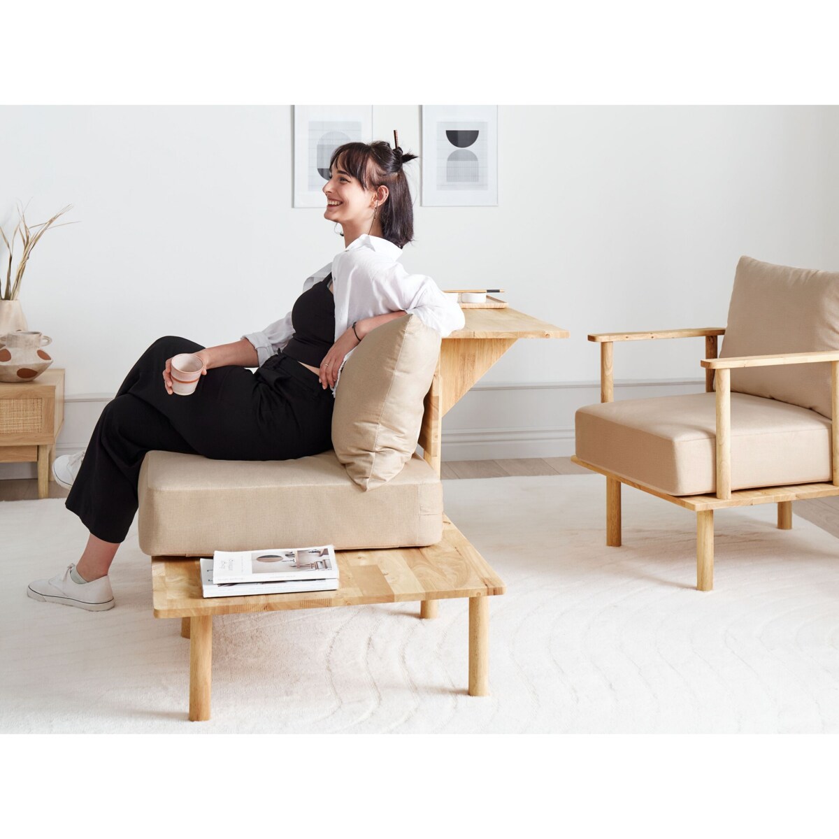 Sofa 2-osobowa ze stolikiem beżowa SALO