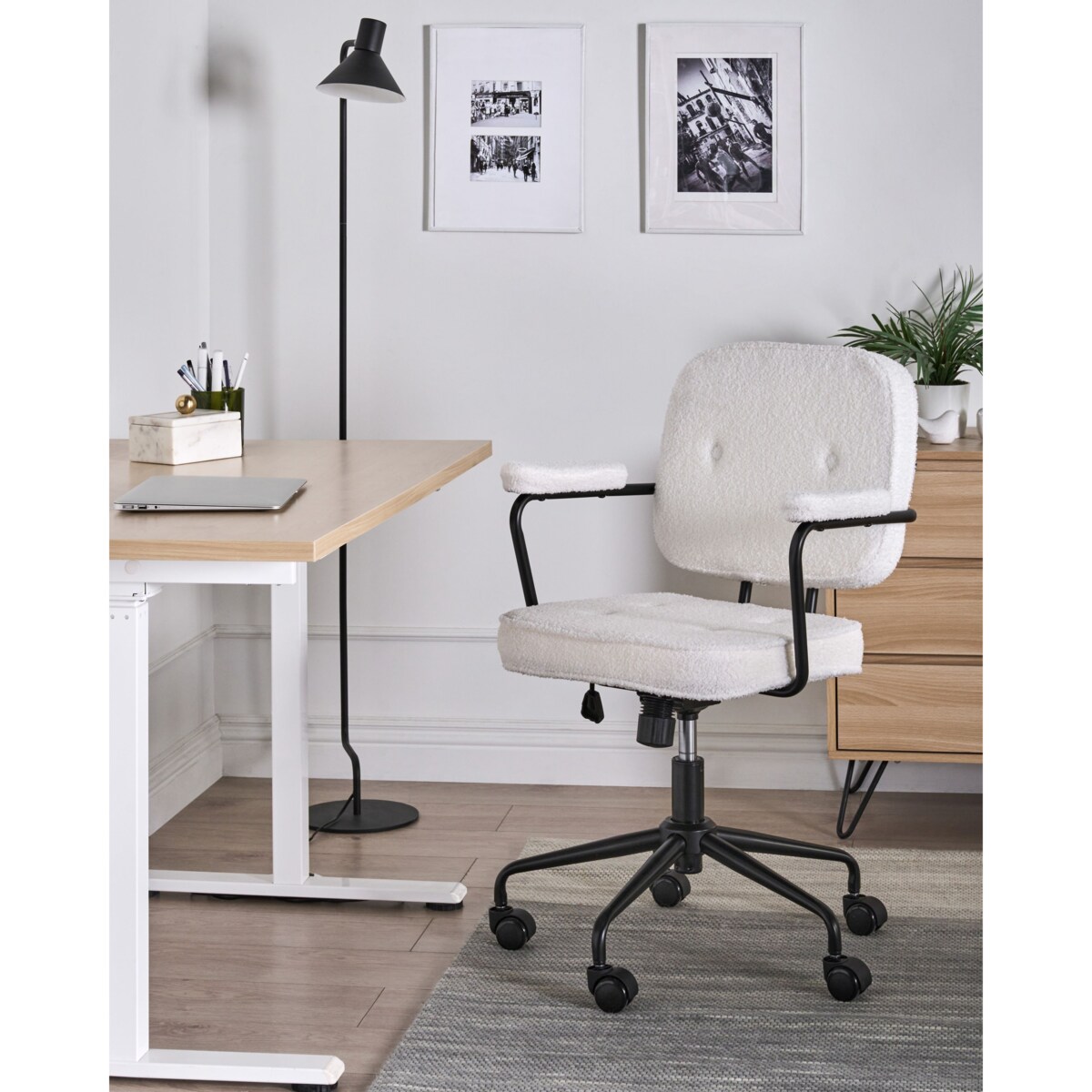 Krzesło obrotowe PAWNEE Boucle Złamana biel